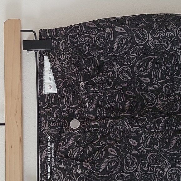 AG x Anthropologie High Rise Stevie Ankle Paisley Velvet Jeans Size 26 - Picture 5 of 7